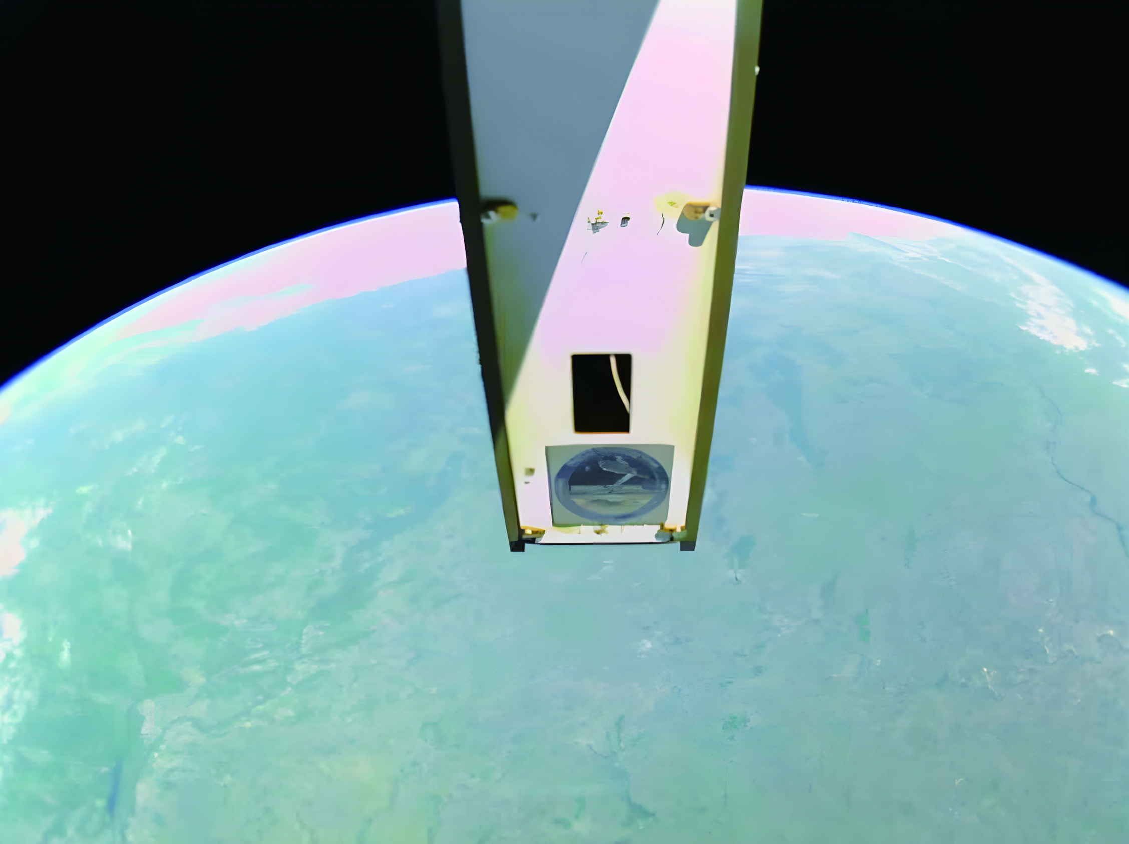 【Next-generation Communications Research Center】From PEARL to 6G Satellite Networks Establishing Strategic Leadership in Next-Generation Communications